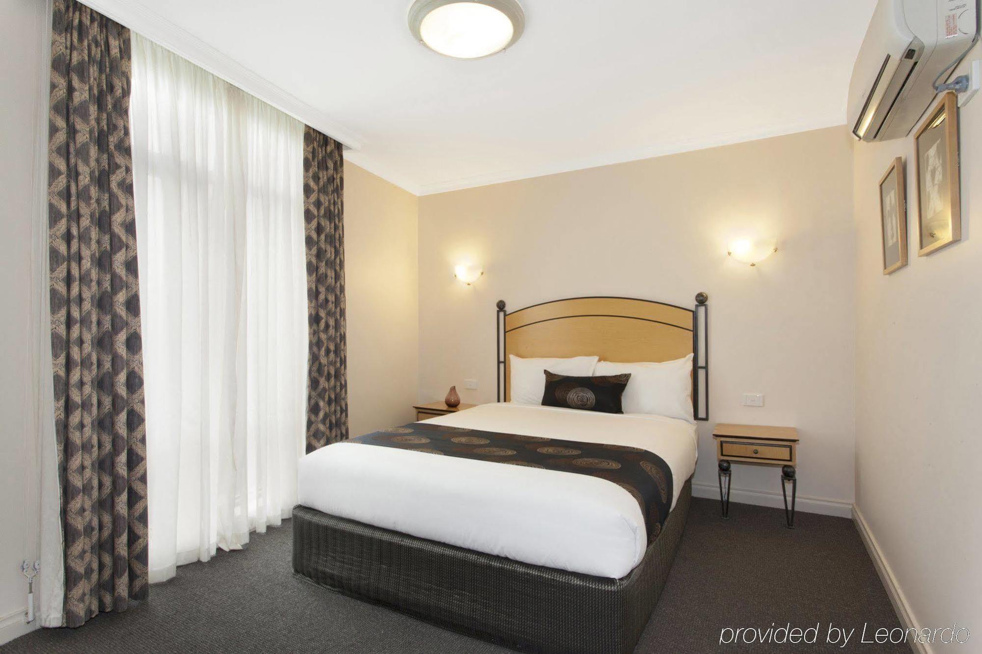 เมลเบิร์น เมโทรโปล เซ็นทรัล Aparthotel ภายนอก รูปภาพ